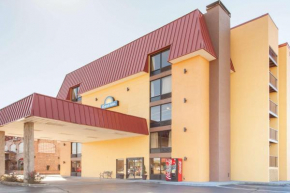 Days Inn & Suites by Wyndham Pigeon Forge Pigeon Forge